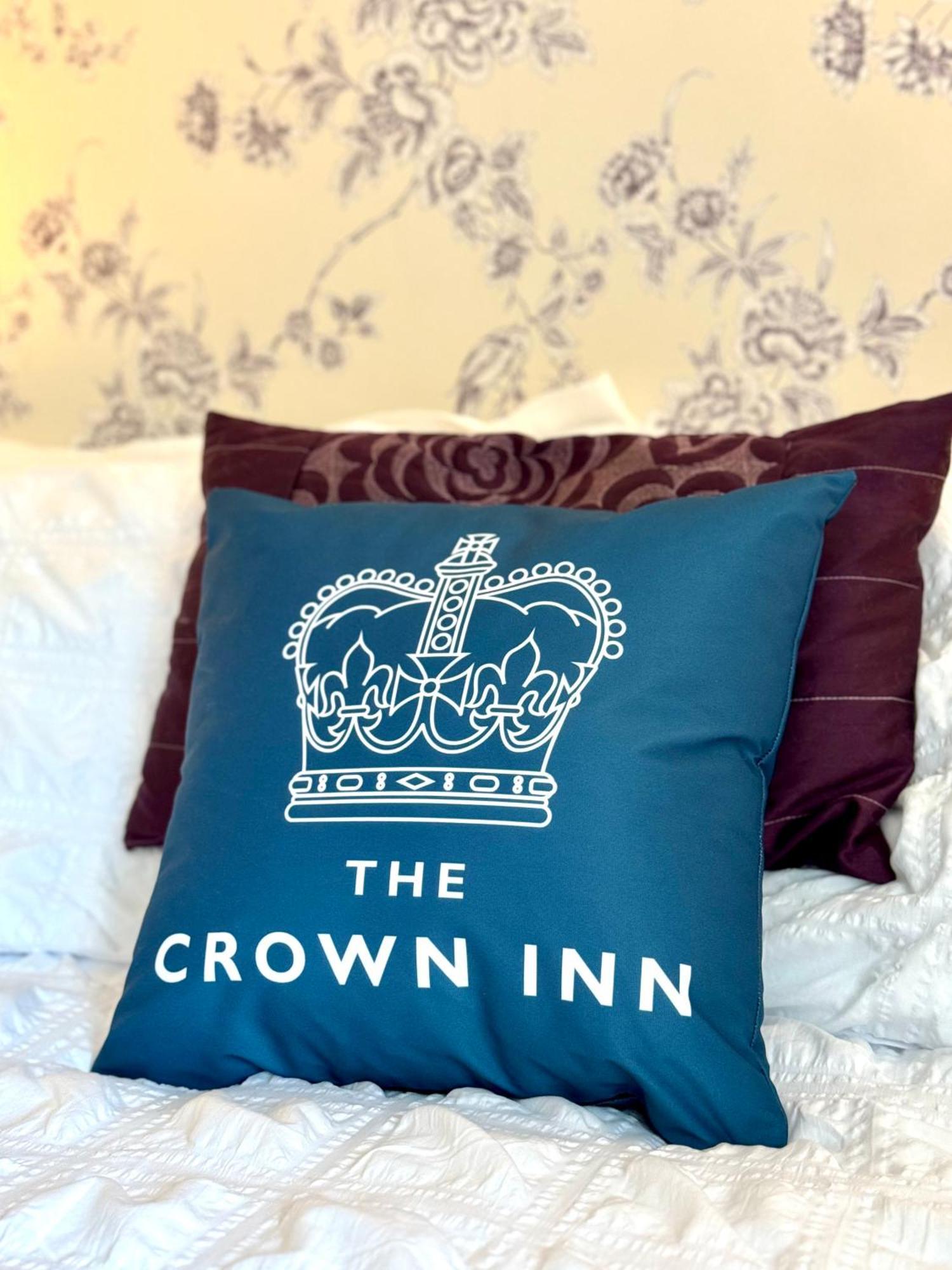 The Crown Inn West Down Exterior foto